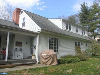 202 Hempstead Ln, Wallingford, PA 19086 - photo 2