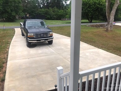 1406 Southridge St unit 4, Shelby, NC 28152 - photo 5