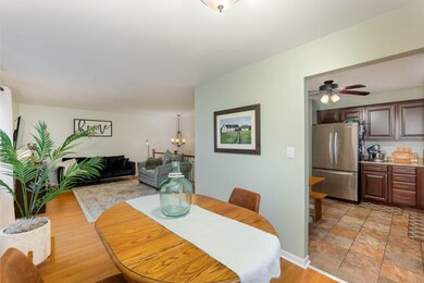 352 N Wright St, Griffith, IN 46319 - photo 6