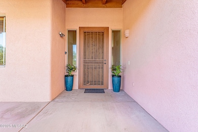 17946 S Camino de Loreto, Sahuarita, AZ 85629 - photo 2