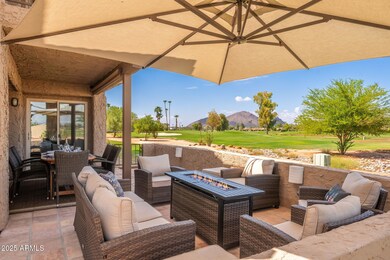 Outdoor Dining & Living - Camelback View