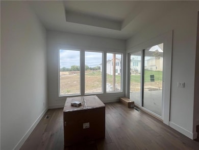 10856 S Shady Bend Rd, Olathe, KS 66061 - photo 6