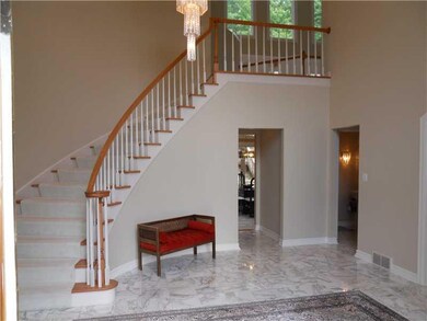Entry/Foyer.