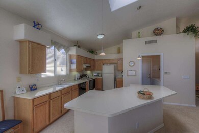 006_Kitchen