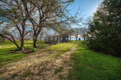 9485 S Fm 730, Boyd, TX 76023 - photo 2