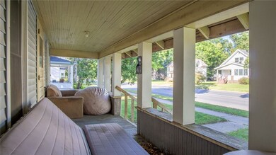 1019 9th St E unit House, Menomonie, WI 54751 - photo 3