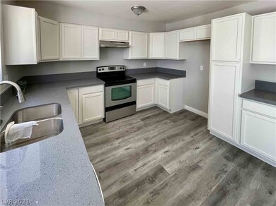 5398 Bernadette St, Las Vegas, NV 89122 - photo 5