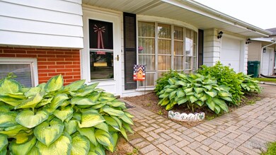 2637 Varonen Ave, Waukegan, IL 60087 - photo 2