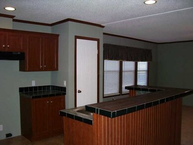 Breakfast Bar, Gathering room on right