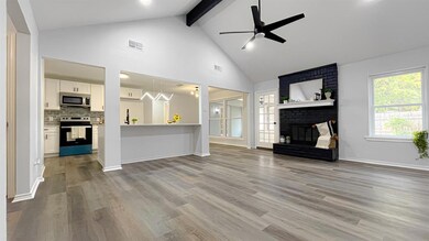 700 Highland Crest Dr, Hurst, TX 76054 - photo 5