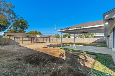 2106 22nd Ave N, Texas City, TX 77590 - photo 6