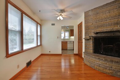 Living Room/Eating Area
