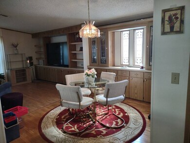 712 Lake Larch Dr, Lakeland, FL 33805 - photo 4