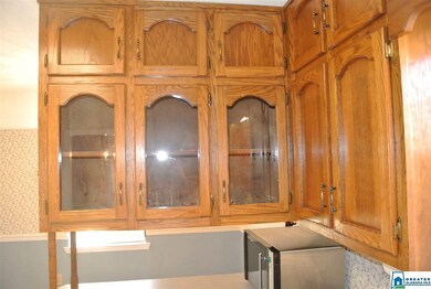 717 Jason Cir, Center Point, AL 35215 - photo 7