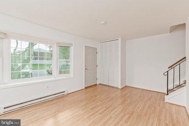 1029 Peach Orchard Ln, Brunswick, MD 21716 - photo 2