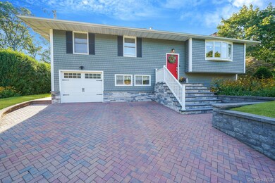 55 Lolly Ln W, Centereach, NY 11720 - photo 2