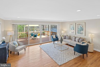 3512 Wentworth Dr, Falls Church, VA 22044 - photo 4