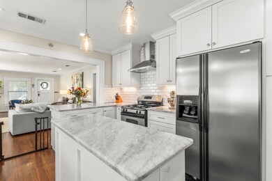 1136 Winston St, Houston, TX 77009 - photo 7