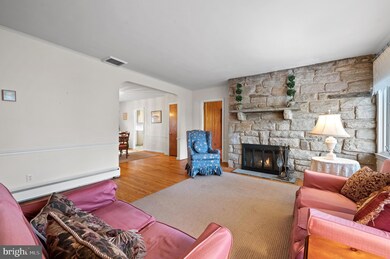 2172 Thomas Ave, Broomall, PA 19008 - photo 6