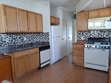 3701 Baynard Dr unit C-15, Punta Gorda, FL 33950 - photo 6