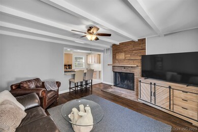 Living room 1