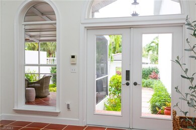 1136 6th St S unit 5, Naples, FL 34102 - photo 2