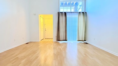 Living room V