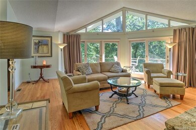 3 Elmwood Ln, Asheville, NC 28803 - photo 3