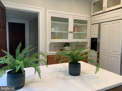 103 E Maple Rd, Linthicum Heights, MD 21090 - photo 3