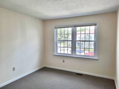 105 Cadogan Way unit UDD283, Nashua, NH 03062 - photo 6