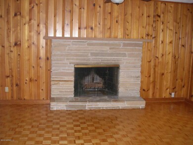 8321 Sanlando Ave, Jacksonville, FL 32211 - photo 7