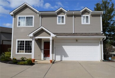 2612 Grand Fir Dr, Greenwood, IN 46143 - photo 3