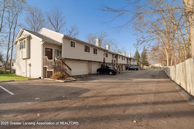 5041 Willoughby Rd unit 4, Holt, MI 48842 - photo 3