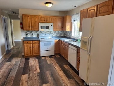 405 South St, Brooklyn, CT 06234 - photo 3