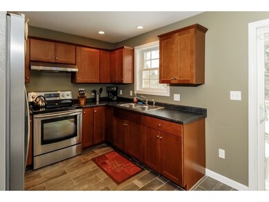 26 Collins Cir, Rochester, NH 03867 - photo 7