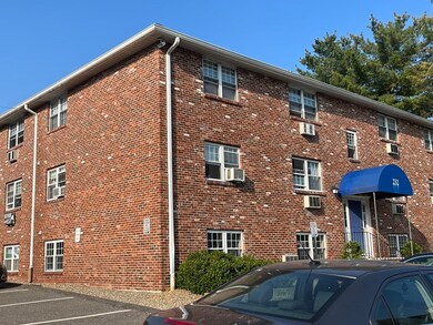 232 Low St unit 1, Newburyport, MA 01950 - photo 6