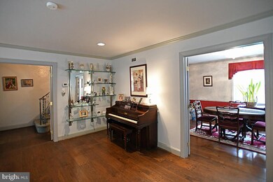 8 Farwood Rd, Wynnewood, PA 19096 - photo 4