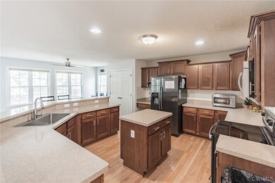 4737 Altimira Ct, Midlothian, VA 23112 - photo 7