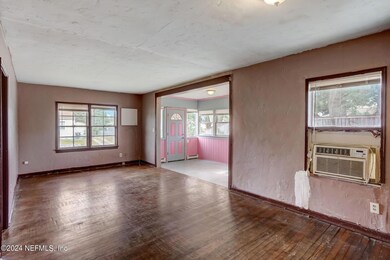 4716 Cambridge Rd, Jacksonville, FL 32210 - photo 5