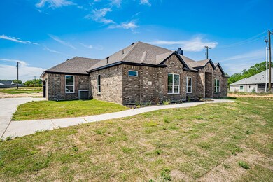 131 Bluegrass Trail, Springtown, TX 76082 - photo 5
