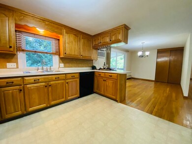 19 Helm St, South Hadley, MA 01075 - photo 4