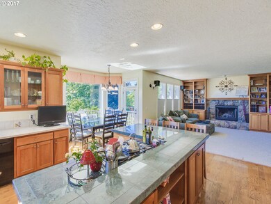 23004 Bland Cir, West Linn, OR 97068 - photo 6