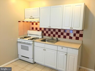 700 N Belnord Ave, Baltimore, MD 21205 - photo 7