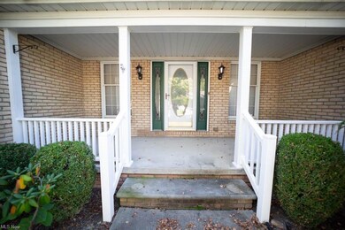 Front porch entryway