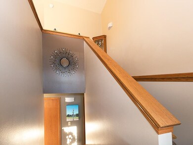 4034 Mark Dr, Waterloo, IA 50701 - photo 3