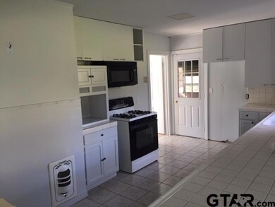 708 708 E Loftin, Tyler, TX 75701 - photo 4