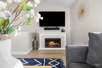 621 W Broadway Ave, Meridian, ID 83642 - photo 6