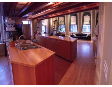 135 Main St unit 2, Northampton, MA 01060 - photo 3