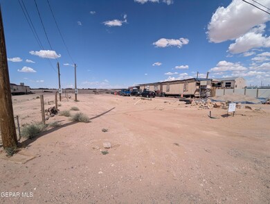 957 Linwood Dr, El Paso, TX 79928 - photo 2