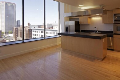 atrium_lofts_701_01